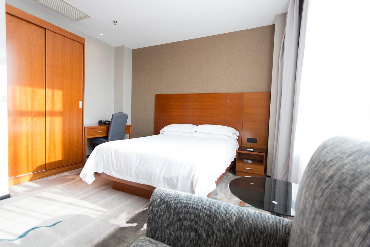 Hotel Radiance 4*