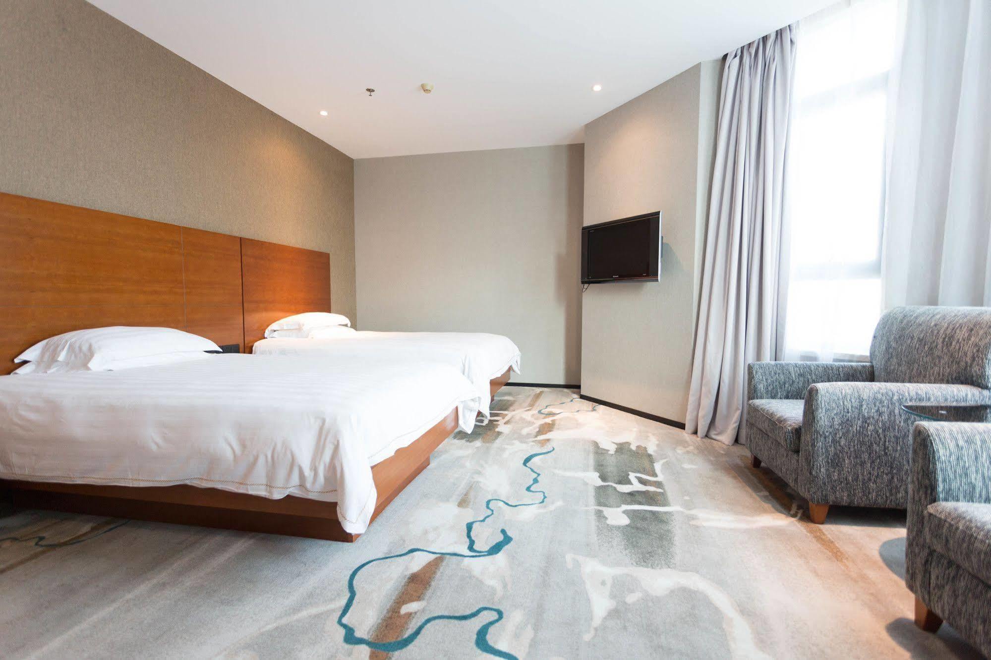 Hotel Radiance
